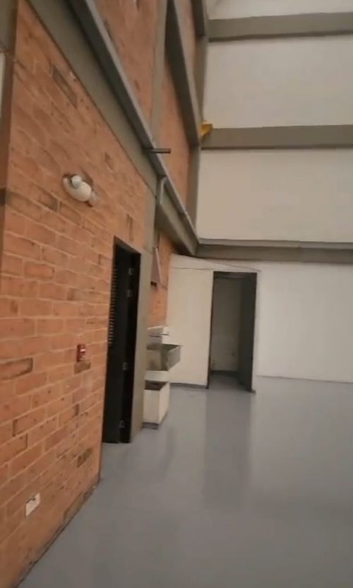 Bodega en arriendo en Siberia, Cota, 647 m² · foto 3 de 7