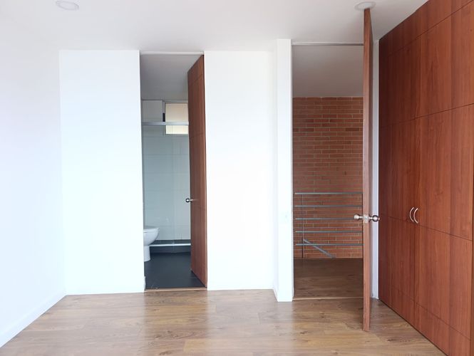 Apartamento de 3 alcobas en venta en El Poblado, Medellín, 169 m² · foto 8 de 19