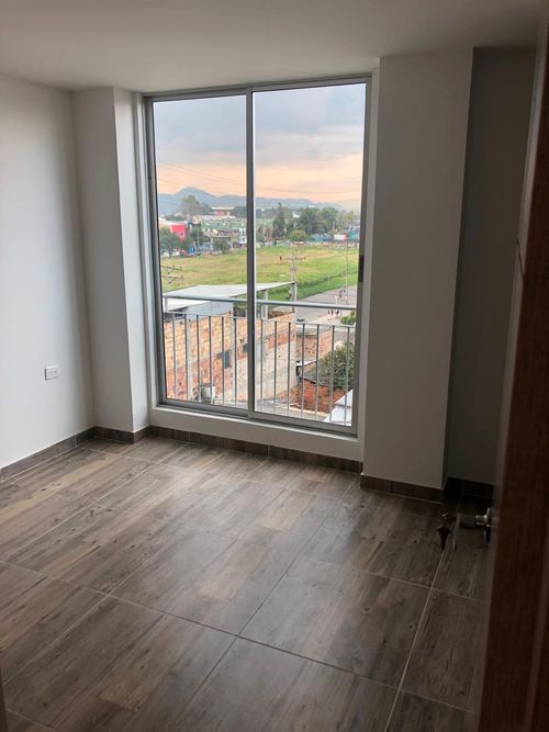 Apartamento en venta en Santa Rosita, Bogotá · foto 6 de 17