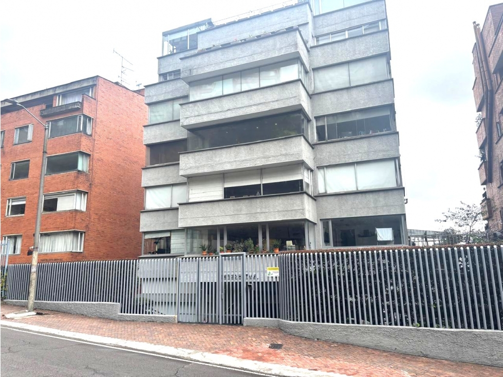 Apartamento en venta en El Refugio, Bogotá · foto 2 de 22