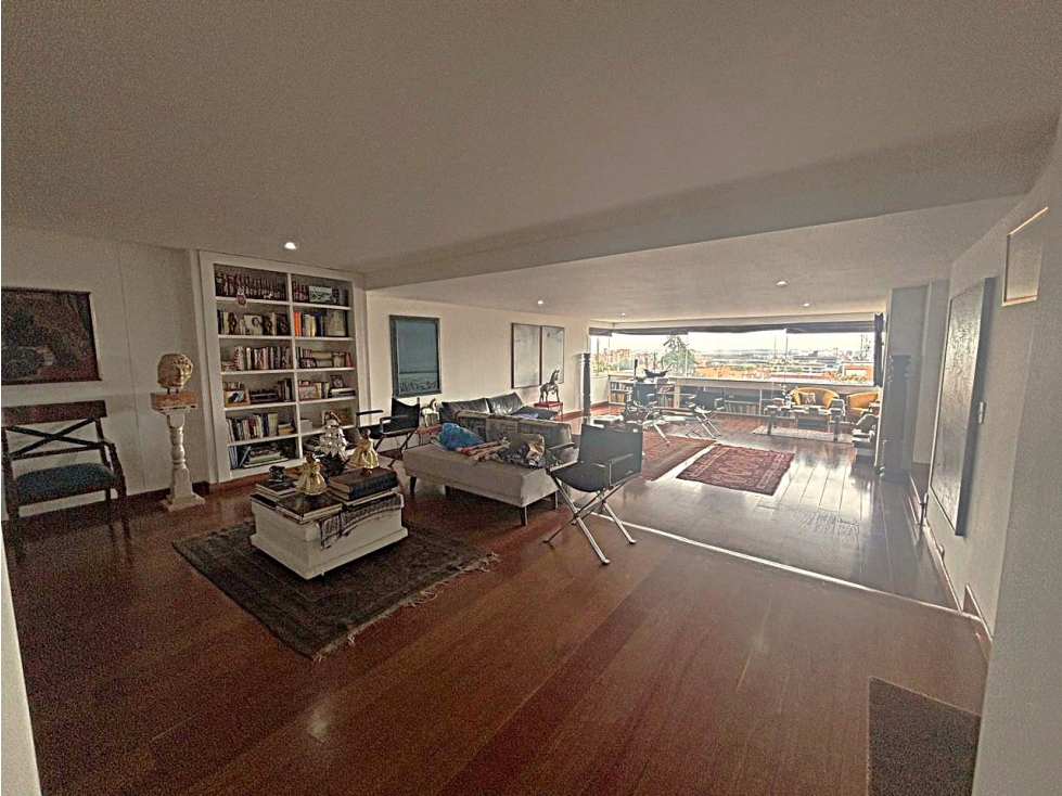 Apartamento en venta en El Refugio, Bogotá · foto 8 de 22