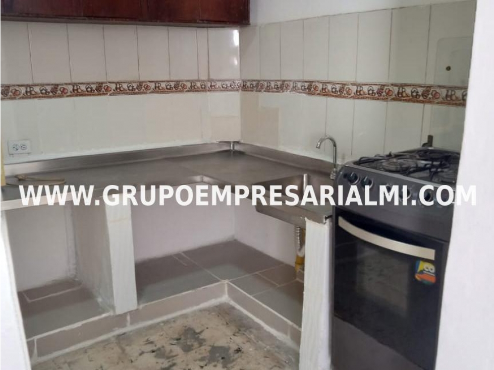Apartaestudio en venta en San javier, Medellín 2