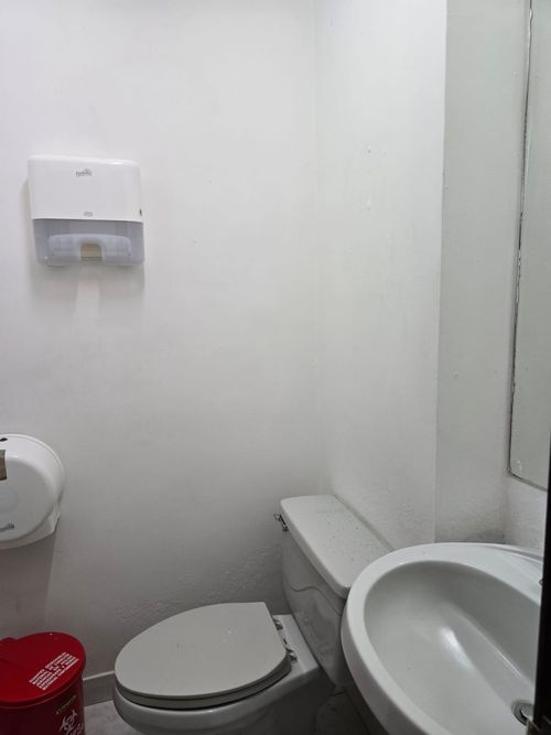 Local en arriendo en Santa Monica, Cali, 400 m² · foto 5 de 23