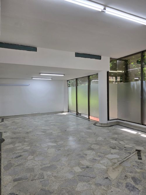 Local en arriendo en Santa Monica, Cali, 400 m² · foto 12 de 23
