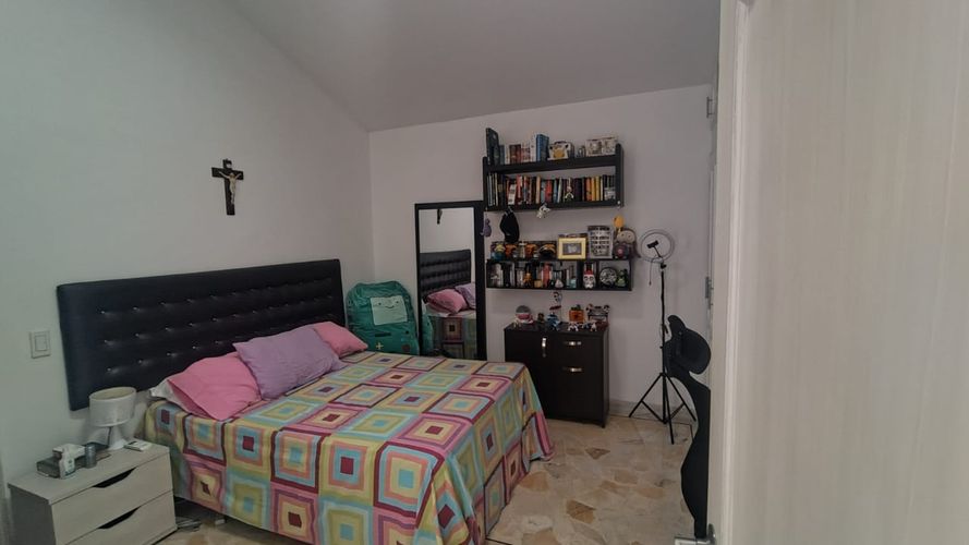 Casa de 3 alcobas en venta en Ciudad Jardin, Cali, 378 m² · foto 8 de 20