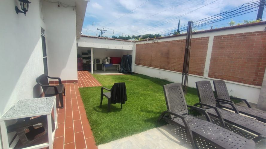 Casa de 3 alcobas en venta en Ciudad Jardin, Cali, 378 m² · foto 15 de 20