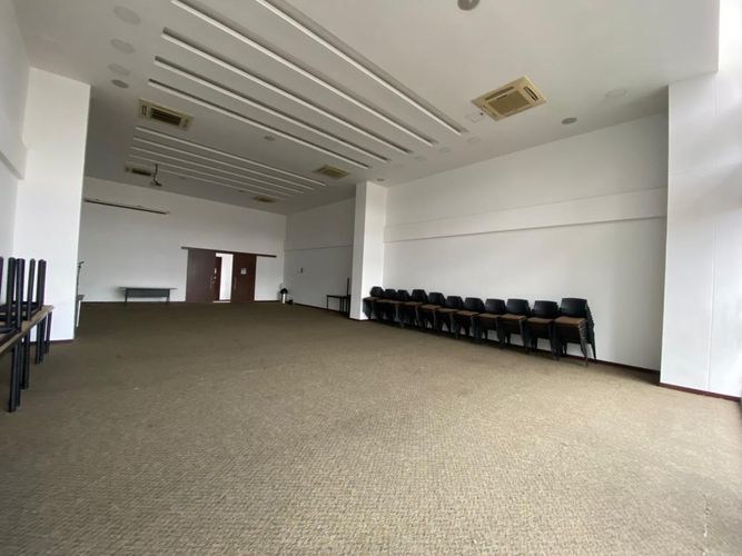 Oficina en arriendo en El Poblado, Medellín, 130 m² · foto 2 de 5