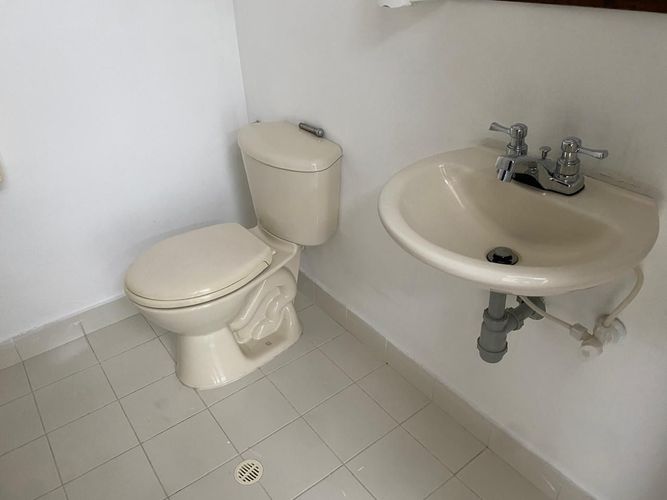 Oficina en arriendo en El Poblado, Medellín, 92 m² · foto 11 de 11