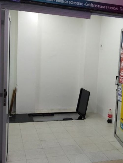 Local en arriendo en La Candelaria, Medellín, 20 m² · foto 5 de 7
