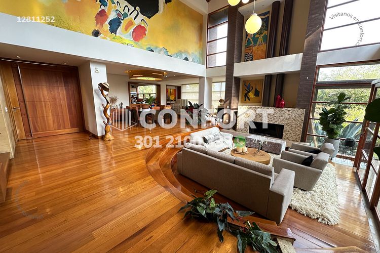 Casa de 3 alcobas en arriendo en Las Palmas, Envigado, 500 m² · foto 2 de 10