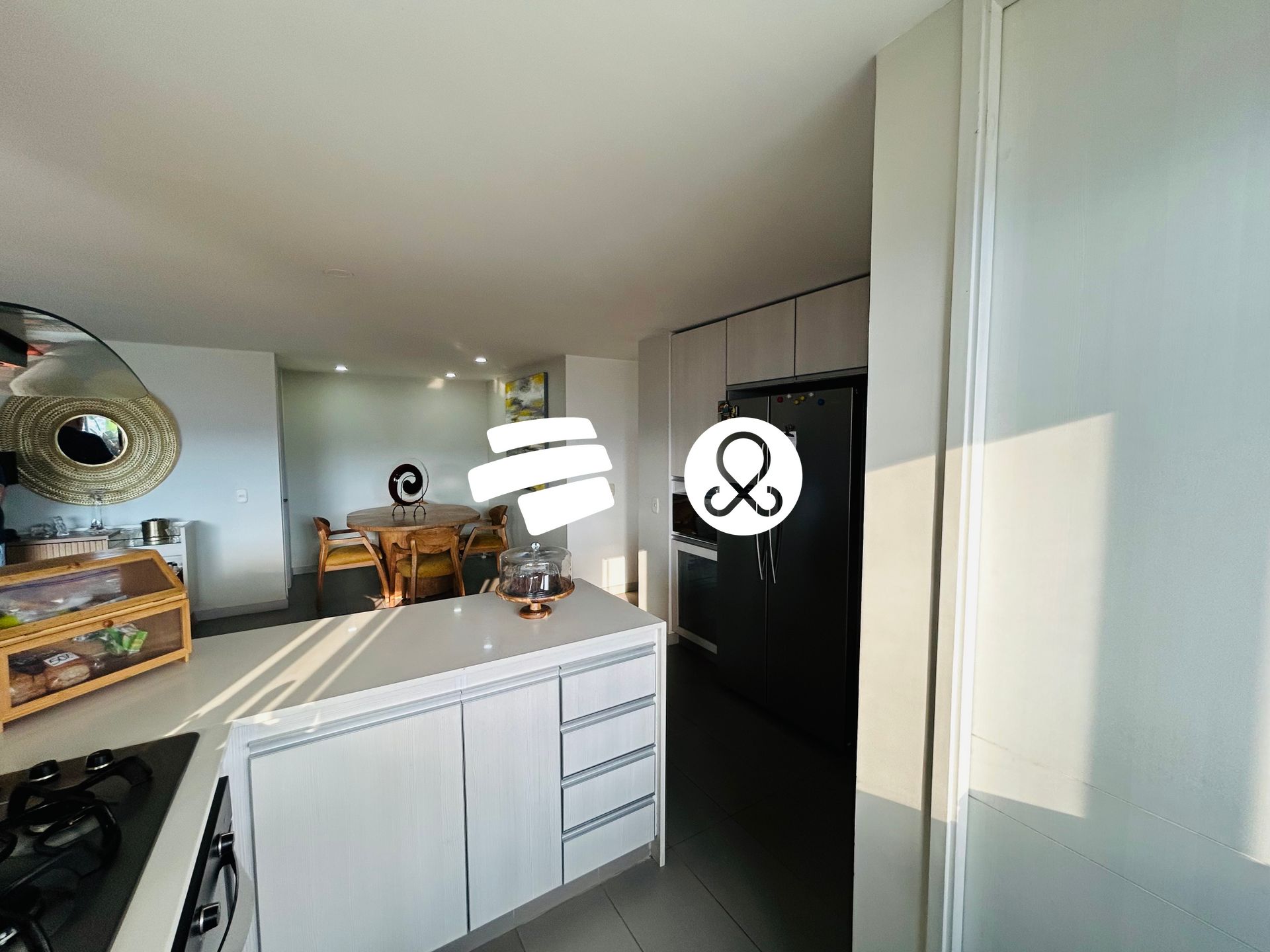 Apartamento en venta en El Poblado, Medellín 5
