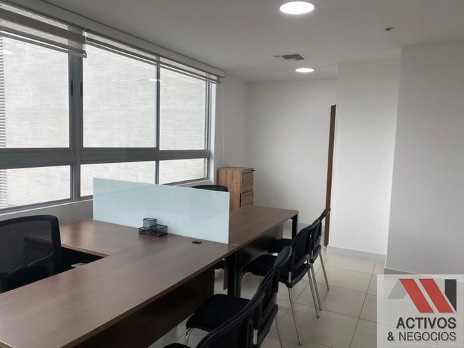 Oficina en arriendo en Mayorca, Sabaneta, 72 m² · foto 8 de 24