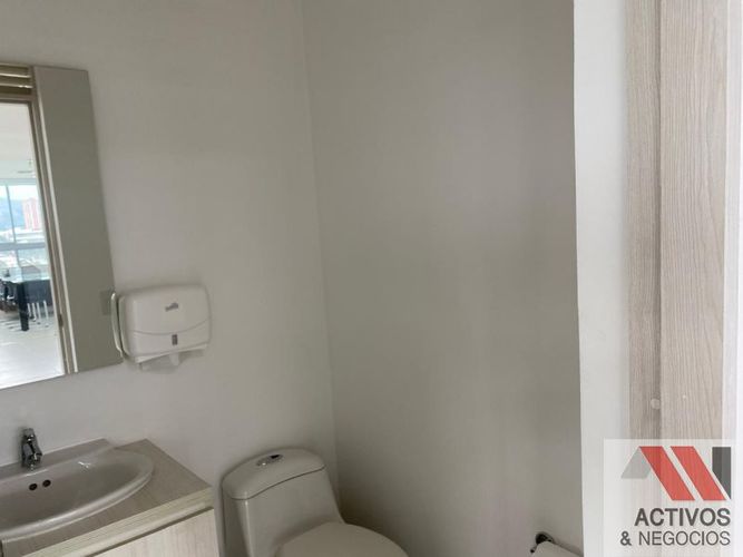 Oficina en arriendo en Mayorca, Sabaneta, 72 m² · foto 18 de 24