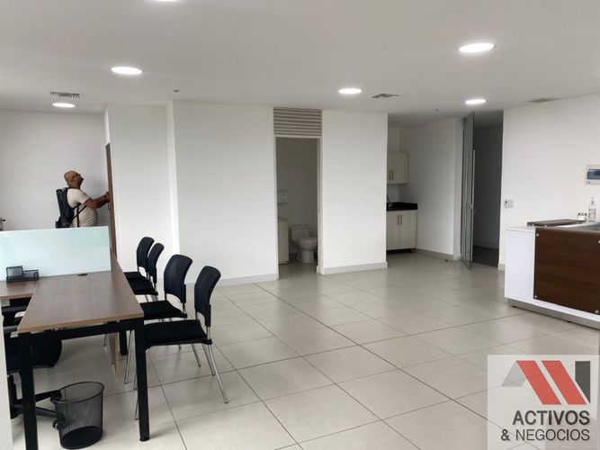 Oficina en arriendo en Mayorca, Sabaneta, 72 m² · foto 22 de 24