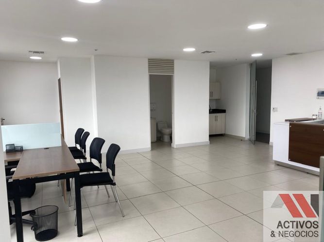 Oficina en arriendo en Mayorca, Sabaneta, 72 m² · foto 23 de 24