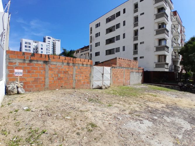 Lote en venta en Cr. Jardines De Tivoli, Barranquilla, 485 m² · foto 5 de 7