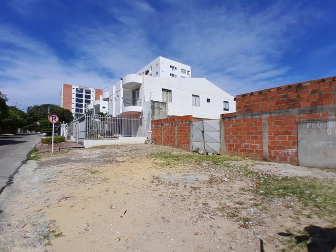 Lote en venta en Cr. Jardines De Tivoli, Barranquilla, 485 m² · foto 6 de 7