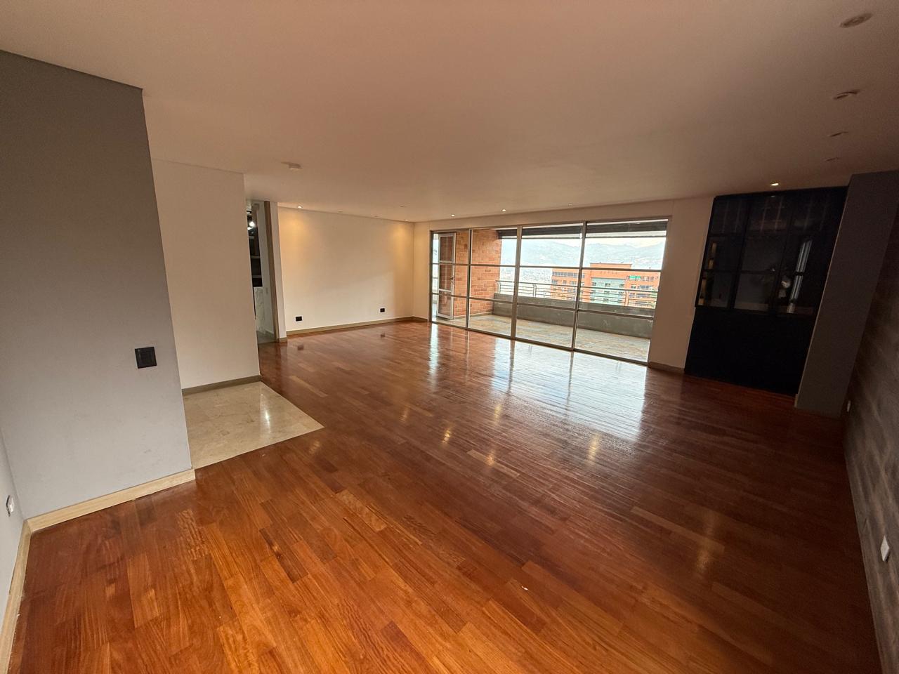 Apartamento en arriendo en La Calera, Medellín · foto 4 de 24