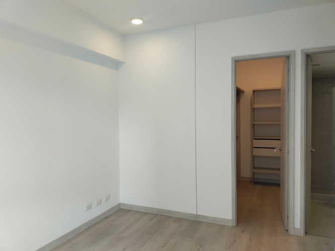 Apartamento de 2 alcobas en arriendo en El Poblado, Medellín, 63 m² · foto 4 de 17