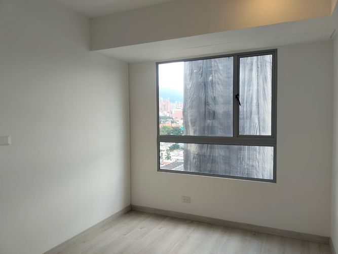 Apartamento de 2 alcobas en arriendo en El Poblado, Medellín, 63 m² · foto 11 de 17