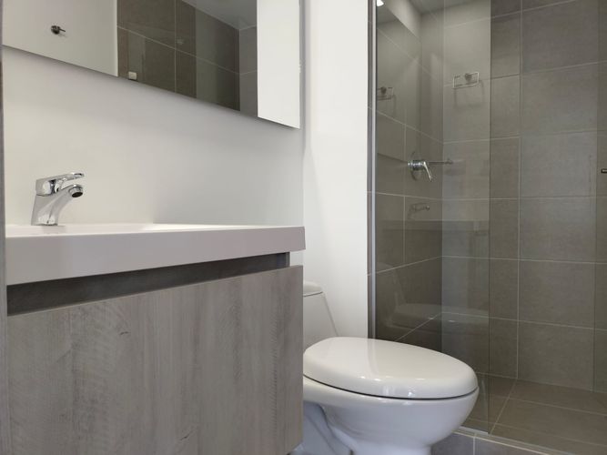 Apartamento de 2 alcobas en arriendo en El Poblado, Medellín, 63 m² · foto 16 de 17