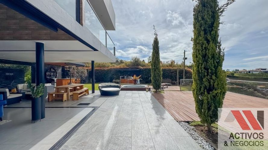 Casa de 4 alcobas en venta en El Salado, Guarne · foto 9 de 24