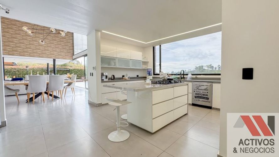 Casa de 4 alcobas en venta en El Salado, Guarne · foto 13 de 24