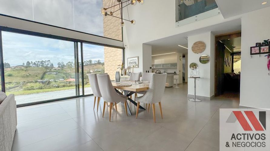 Casa de 4 alcobas en venta en El Salado, Guarne · foto 21 de 24