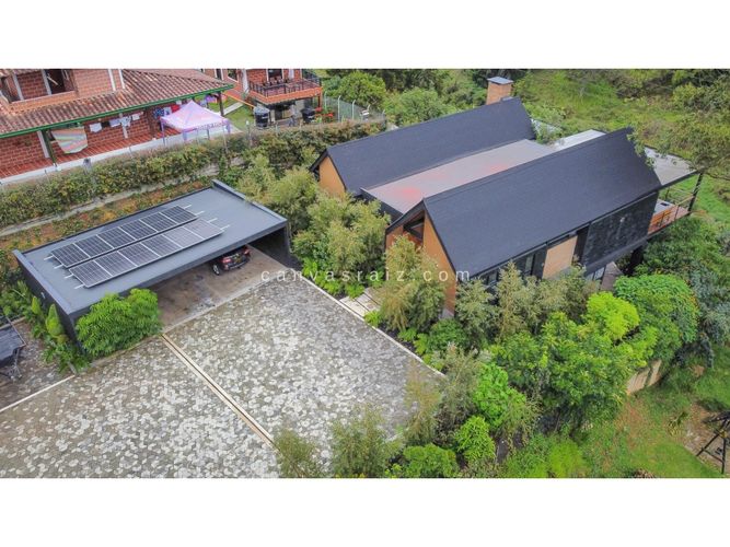 Casa de 3 alcobas en venta en El Carmin, Rionegro, 220 m² · foto 14 de 18