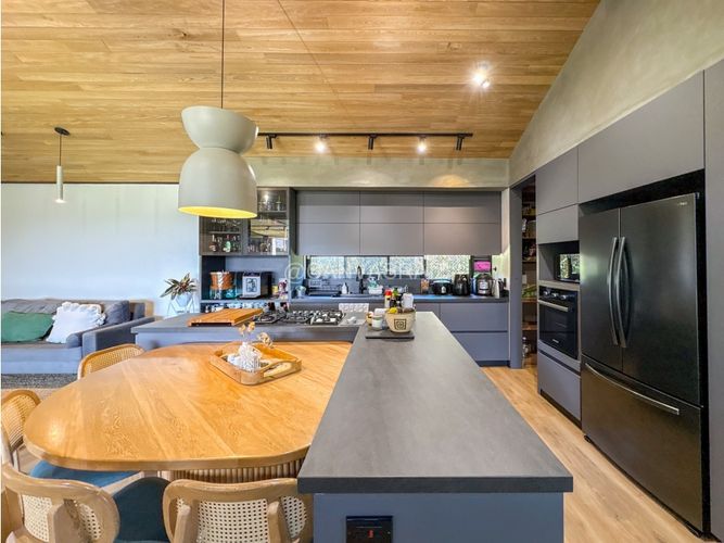 Casa de 4 alcobas en venta en San Miguel, La Ceja, 455 m² · foto 16 de 24