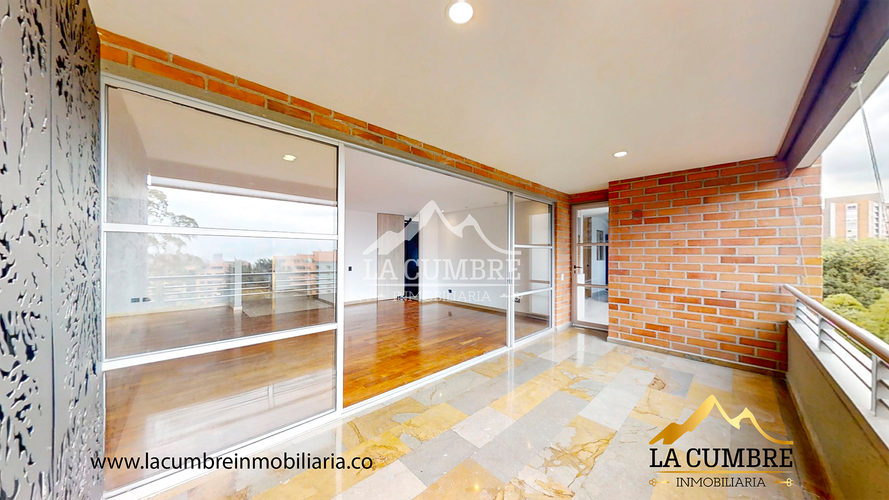 Apartamento de 3 alcobas en arriendo en La Calera, Medellín, 220 m² · foto 7 de 20