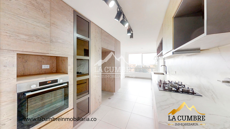 Apartamento de 3 alcobas en arriendo en La Calera, Medellín, 220 m² · foto 8 de 20