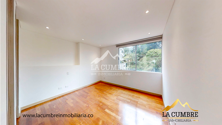 Apartamento de 3 alcobas en arriendo en La Calera, Medellín, 220 m² · foto 17 de 20