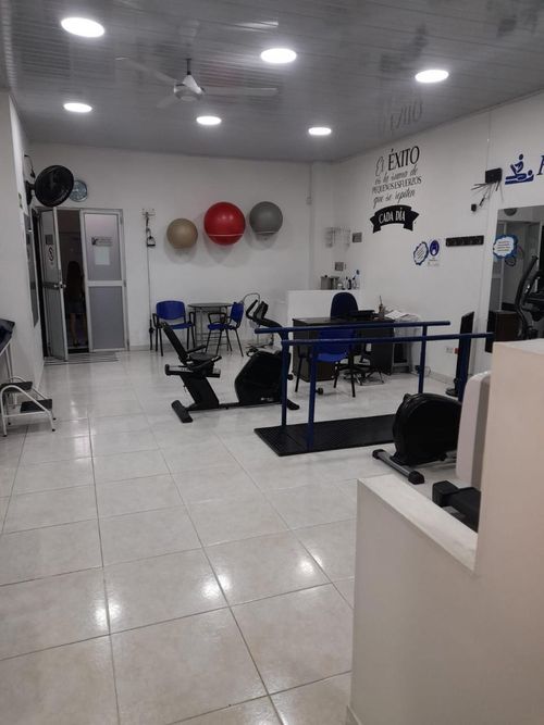 Local en venta en San Jose Sur, Pereira, 193 m² · foto 3 de 15