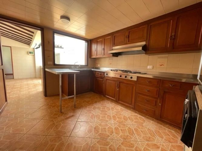 Casa en venta en Santa Ana, Bogotá · foto 3 de 20