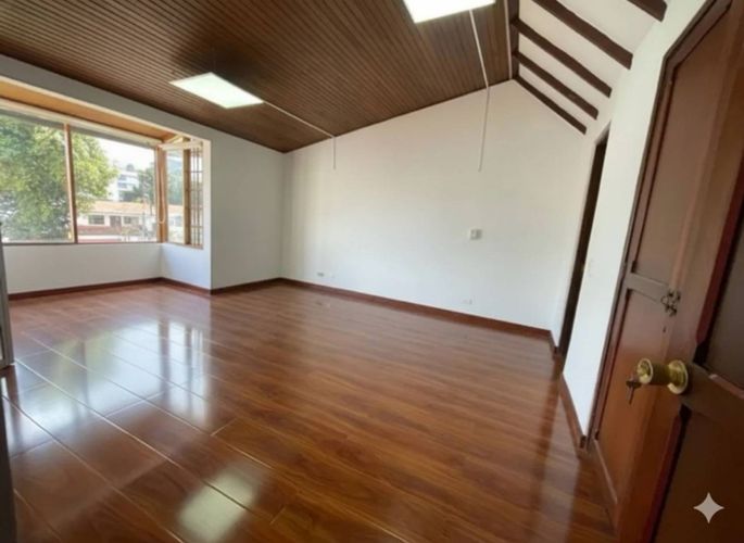 Casa en venta en Santa Ana, Bogotá · foto 8 de 20