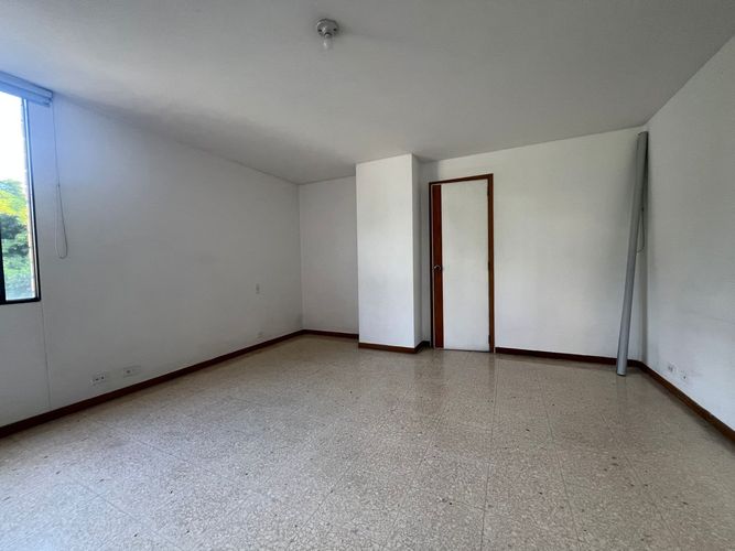 Apartamento de 3 alcobas en arriendo en El Poblado, Medellín, 125 m² · foto 11 de 13