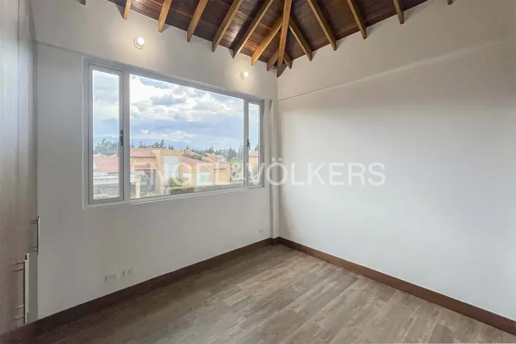 Casa de 4 alcobas en arriendo en Calahorra, Cajicá, 400 m² · foto 13 de 20