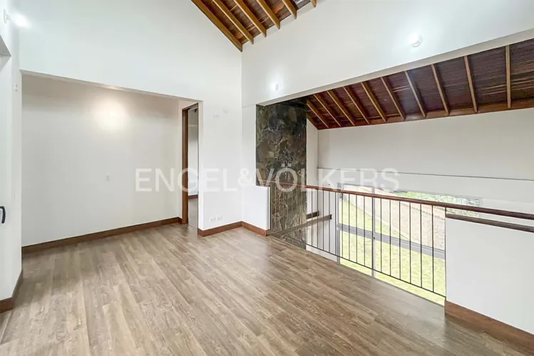 Casa de 4 alcobas en arriendo en Calahorra, Cajicá, 400 m² · foto 8 de 20