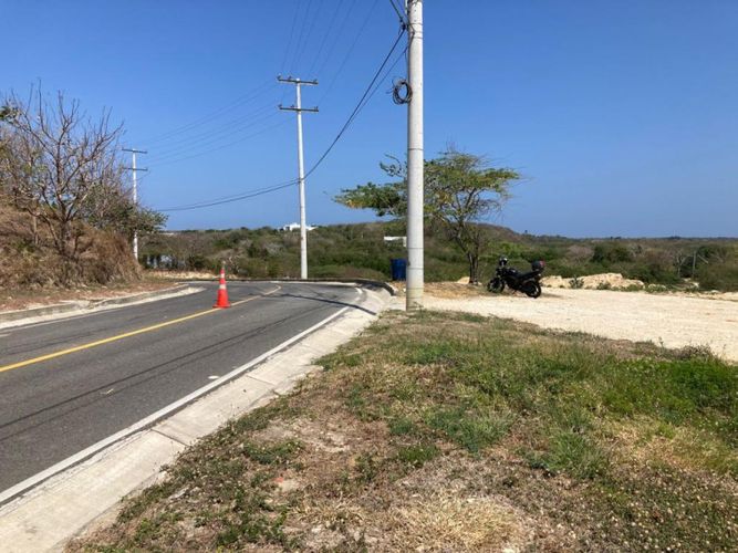 Lote en venta en Lagos Del Caujaral, Puerto Colombia, 1298 m² · foto 7 de 19