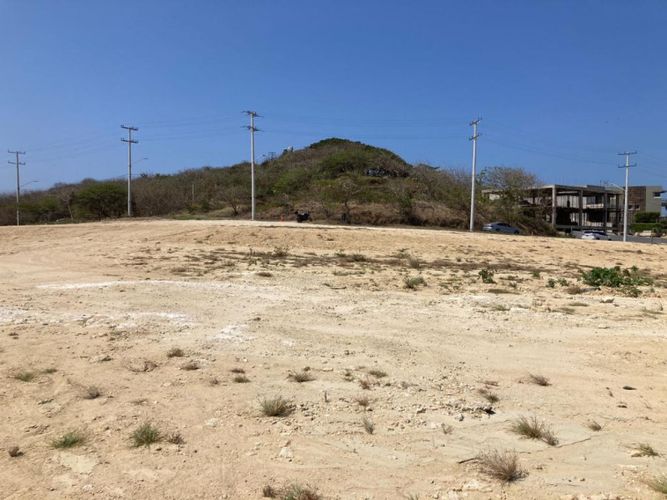 Lote en venta en Lagos Del Caujaral, Puerto Colombia, 1298 m² · foto 9 de 19
