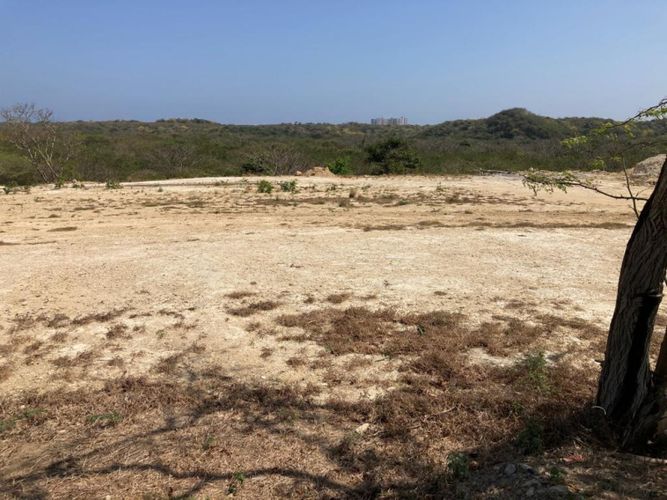 Lote en venta en Lagos Del Caujaral, Puerto Colombia, 1298 m² · foto 12 de 19
