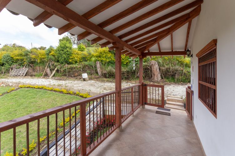Casa de 4 alcobas en venta en Cristo Rey, El Carmen de Viboral, 280 m² · foto 14 de 24