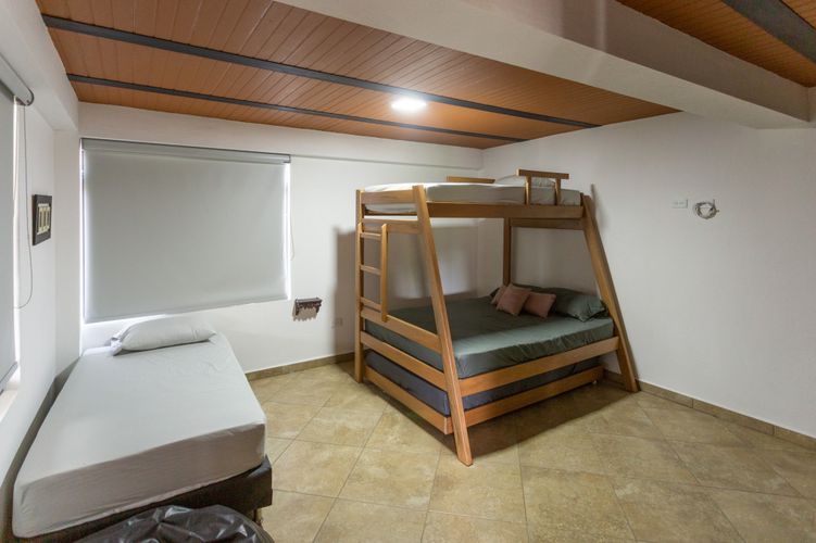 Casa de 4 alcobas en venta en Cristo Rey, El Carmen de Viboral, 280 m² · foto 17 de 24