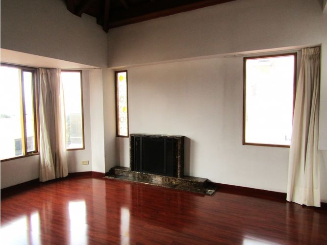 Casa de 4 alcobas en venta en Casa Blanca Suba, Bogotá, 292 m² · foto 9 de 21