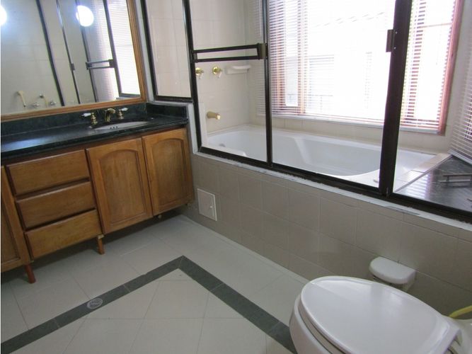 Casa de 4 alcobas en venta en Casa Blanca Suba, Bogotá, 292 m² · foto 10 de 21