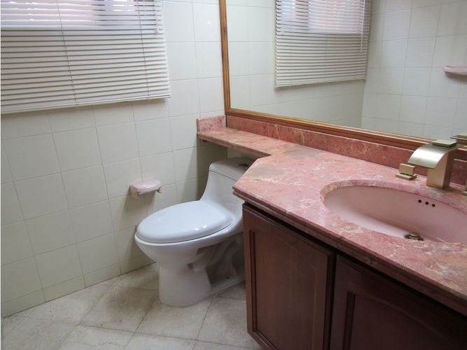 Casa de 4 alcobas en venta en Casa Blanca Suba, Bogotá, 292 m² · foto 13 de 21