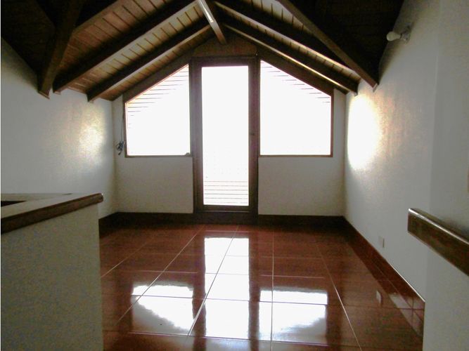Casa de 4 alcobas en venta en Casa Blanca Suba, Bogotá, 292 m² · foto 18 de 21