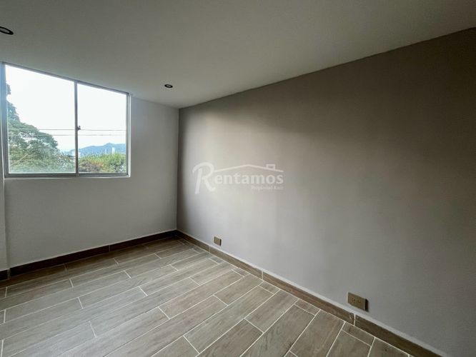 Apartamento en venta en Monteazul, Sabaneta · foto 3 de 16