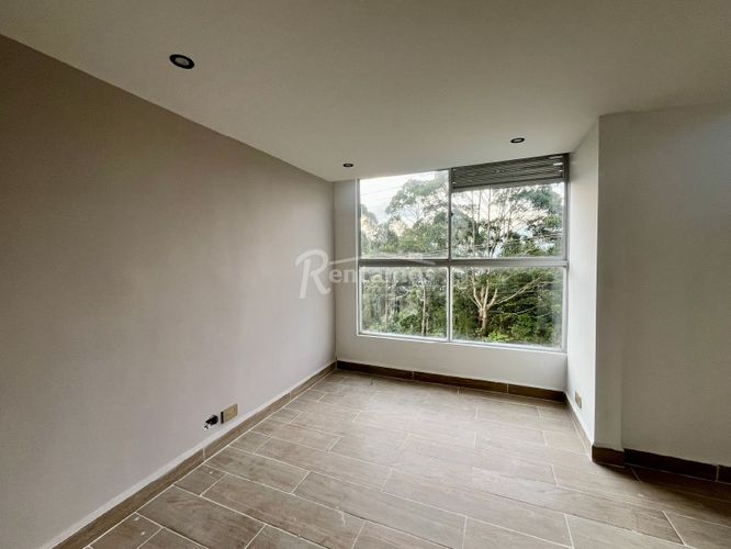 Apartamento en venta en Monteazul, Sabaneta · foto 4 de 16